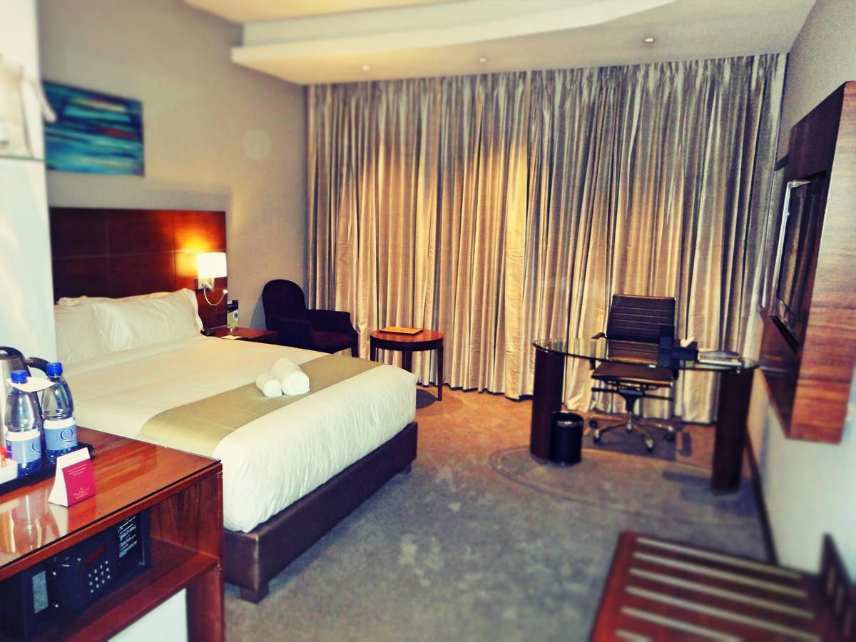 The Grand Palace Hotel Singine Pokoj fotografie