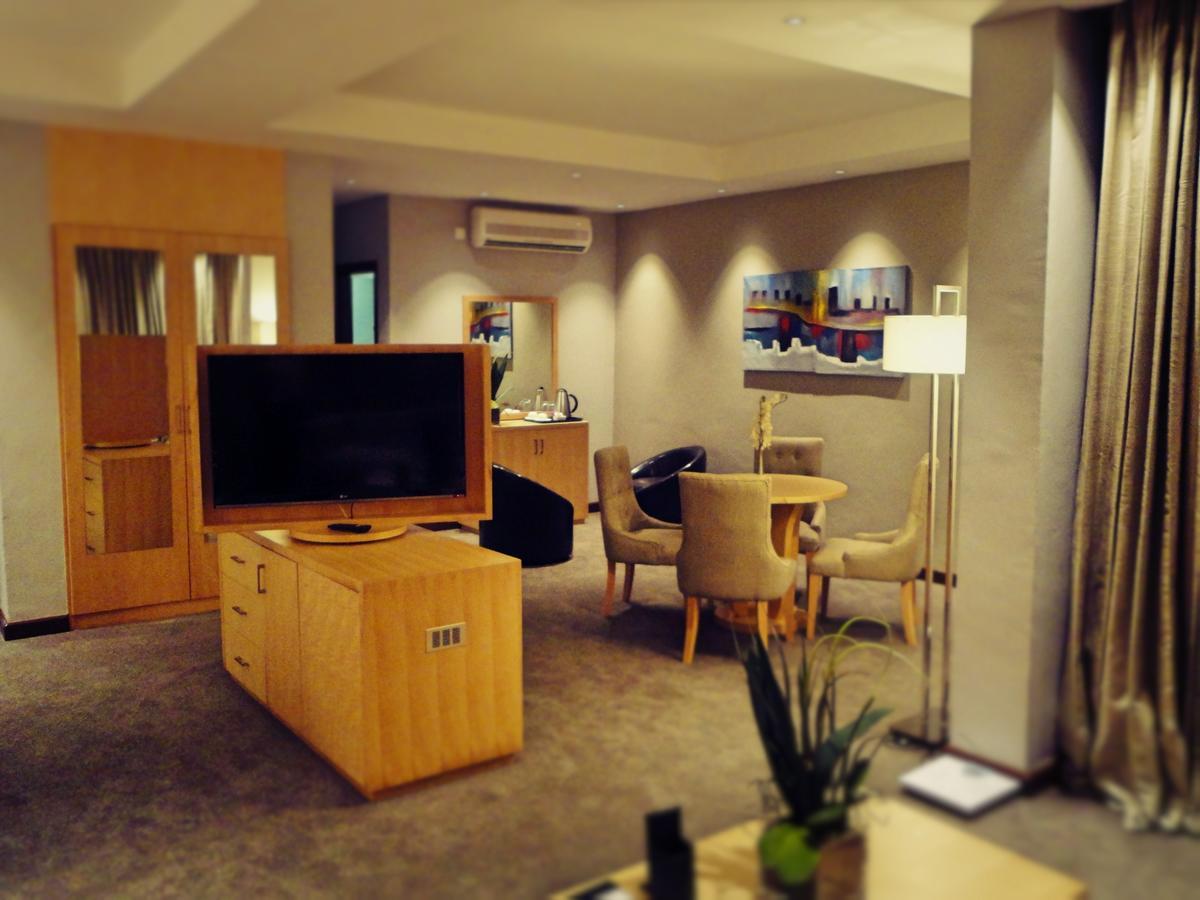 The Grand Palace Hotel Singine Pokoj fotografie